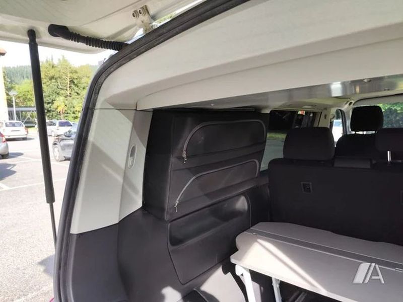 Volkswagen California • 2017 • 97,000 km 2