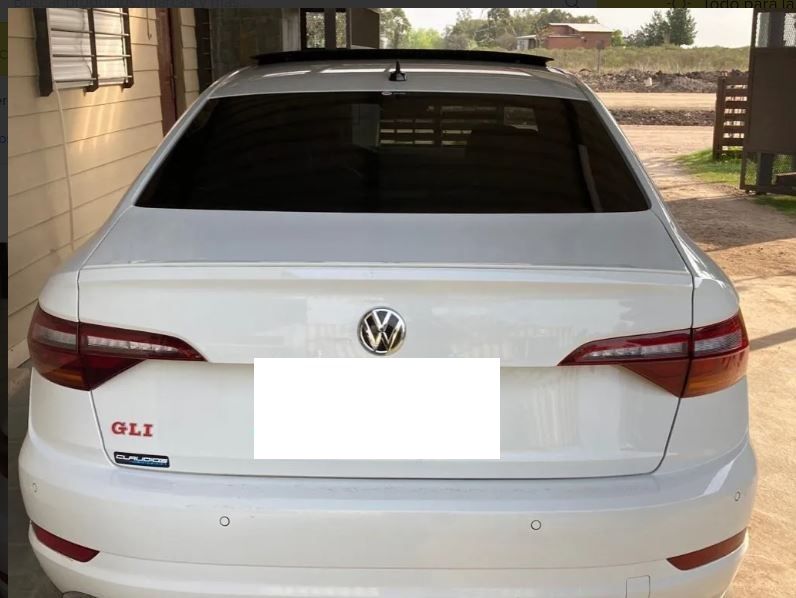 Volkswagen Vento • 2020 • 70,700 km 4
