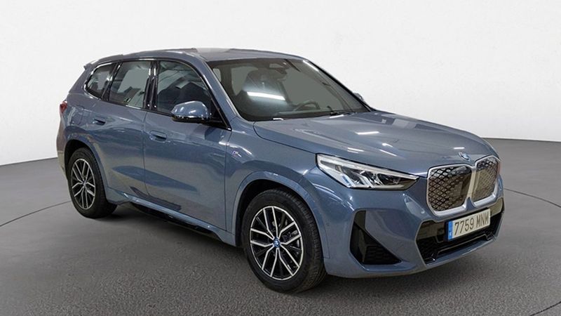 BMW i3 • 2024 • 13,026 km 1