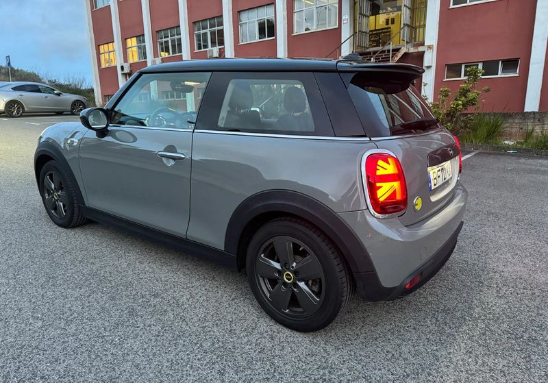 MINI Cooper S • 2020 • 83,000 km 6