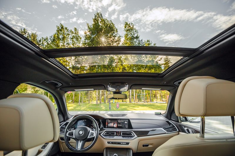 BMW X5 • 2019 • 71,000 km 7