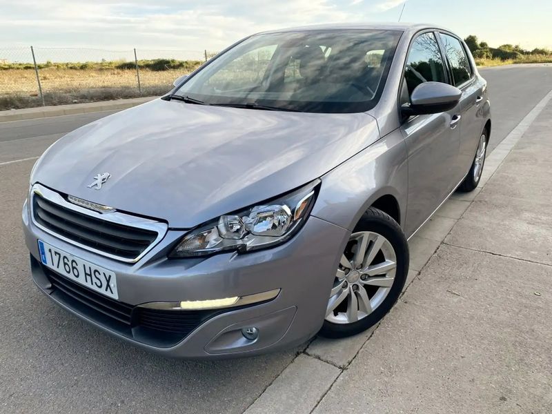 Peugeot 308 • 2014 • 140,000 km 1