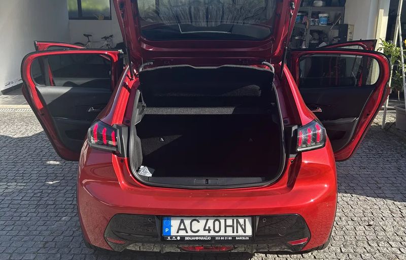 Peugeot 2008 • 2020 • 47,000 km 2