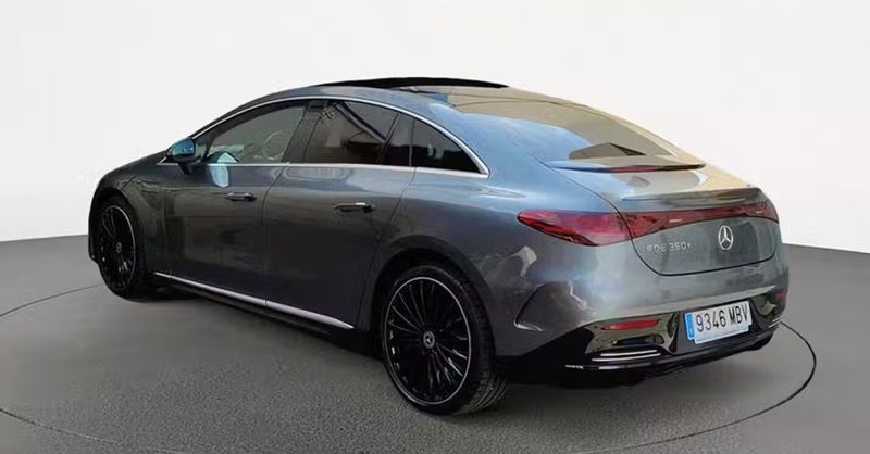 Mercedes-Benz E • 2022 • 11,997 km 5