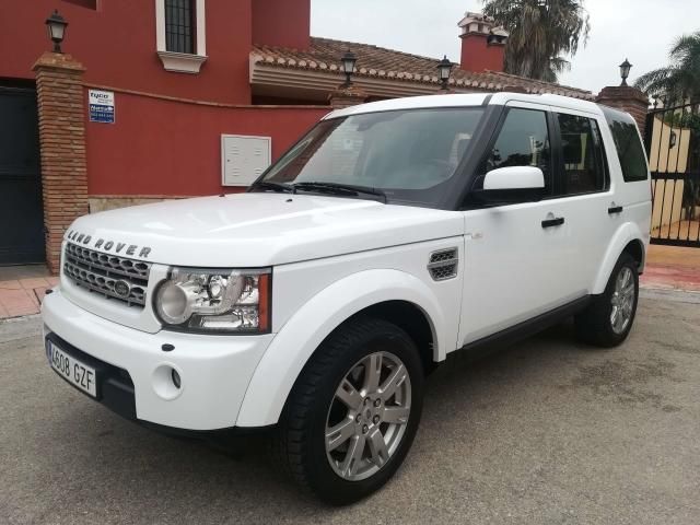 Land Rover Discovery • 2010 • 140,000 km 1