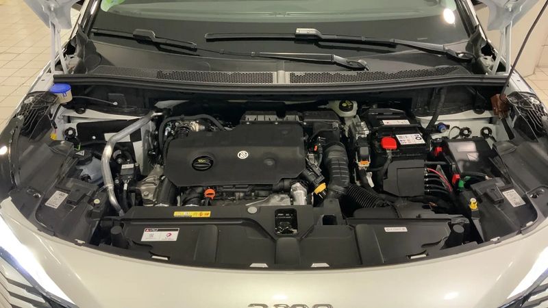 Peugeot 3008 • 2023 • 5,200 km 10