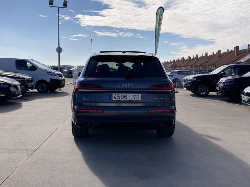Audi Q7 • 2021 • 87,282 km 4
