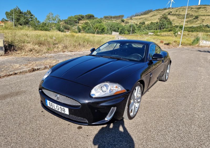 Jaguar XK • 2011 • 106,000 km 2