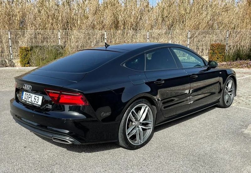 Audi A7 • 2015 • 193,858 km 2