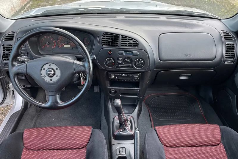 Mitsubishi Lancer Evo • 2000 • 91,744 km 9