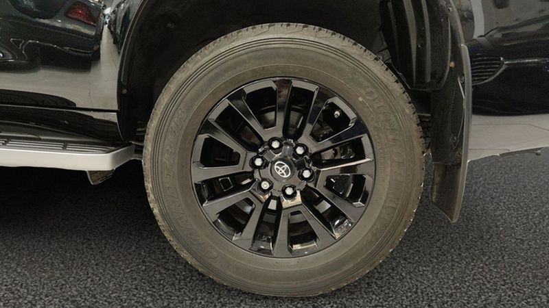 Toyota Land Cruiser • 2020 • 25,997 km 36