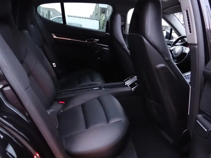 Porsche Panamera • 2013 • 204,500 km 11