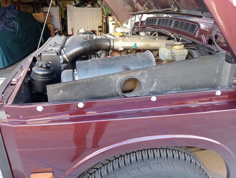 Land Rover Range Rover • 1994 • 380,000 km 10