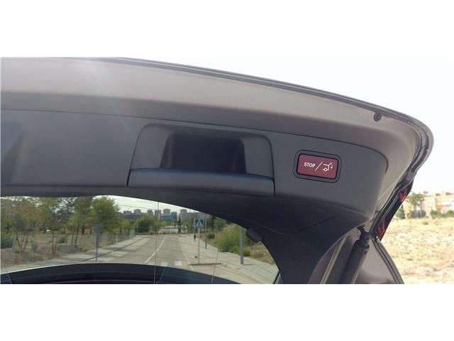 Mercedes-Benz GLA • 2014 • 151,000 km 12