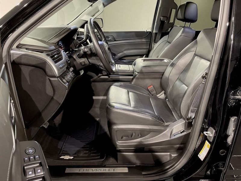 Chevrolet Suburban • 2019 • 47,700 km 4