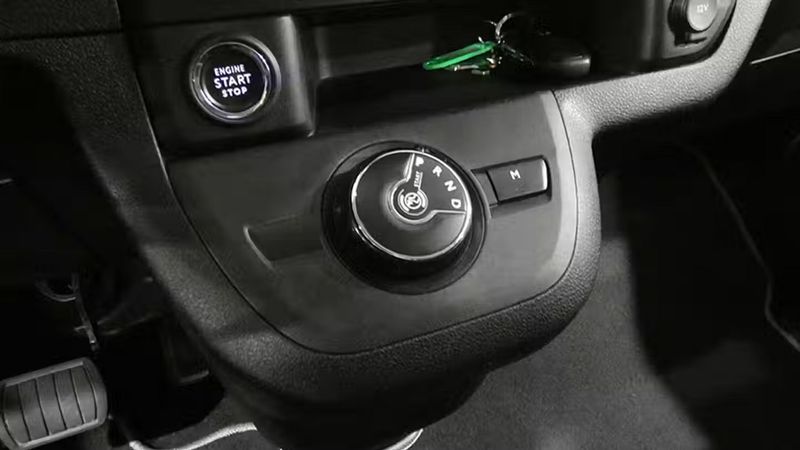 Peugeot Bipper • 2019 • 81,710 km 5