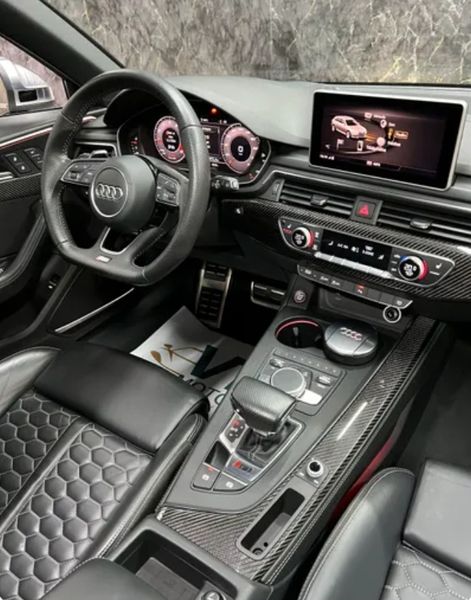 Audi RS4/RS4 Avant • 2018 • 65,067 km 1