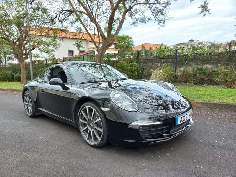 Porsche 911 • 2013 • 114,000 km 2