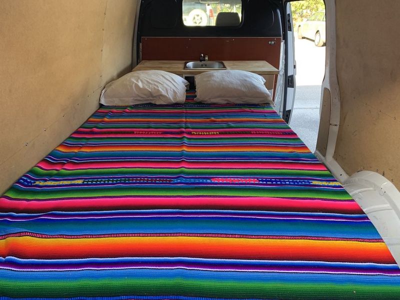 Volkswagen Cabrio • 2011 • 32,000 km 3