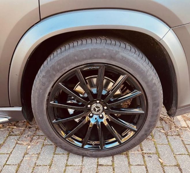 Mercedes-Benz GLS-Class • 2020 • 60,000 km 2