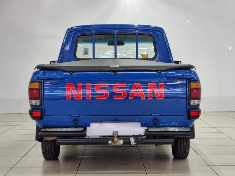 Nissan King Cab • 2004 • 77,000 km 5
