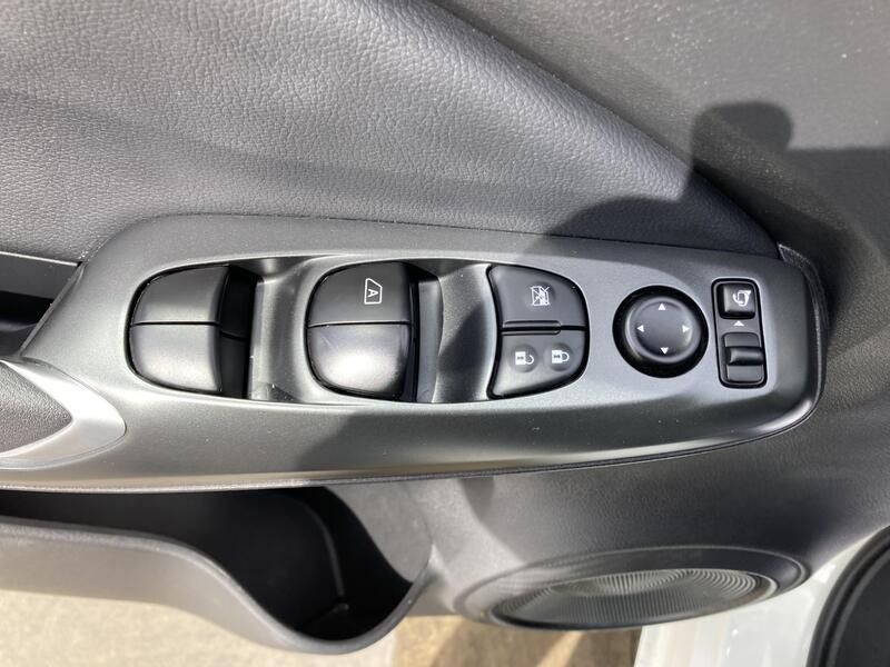 Nissan Juke • 2024 • 4,226 km 16