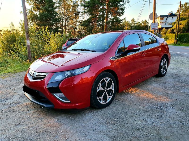 Opel Ampera • 2013 • 82,500 km 2