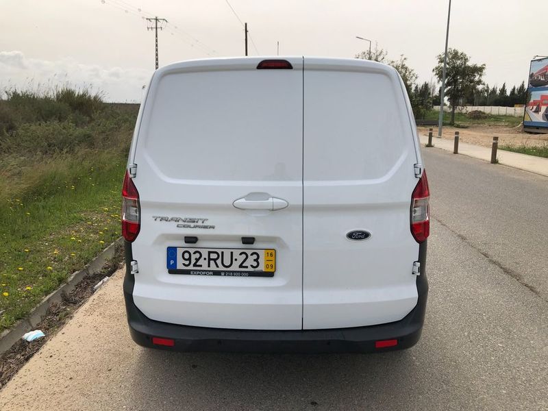 Ford Transit • 2016 • 89,000 km 4