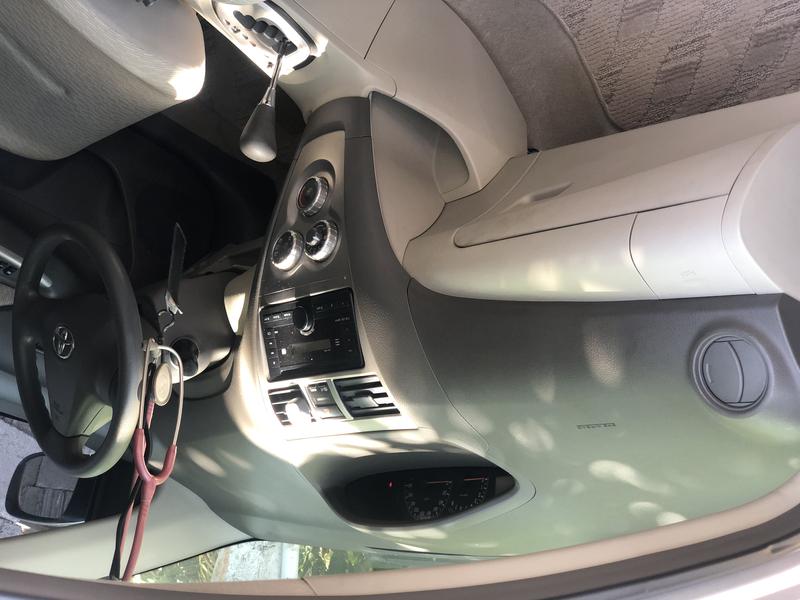 Toyota Yaris • 2012 • 53,014 km 3