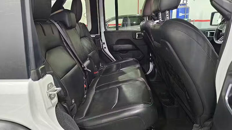 Jeep Wrangler • 2022 • 44,804 km 26