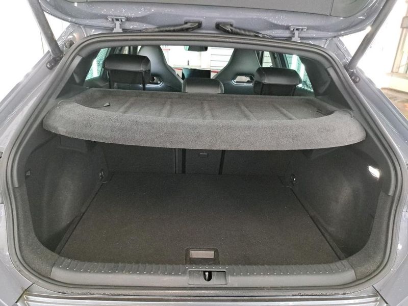 Seat Leon • 2023 • 23,390 km 4