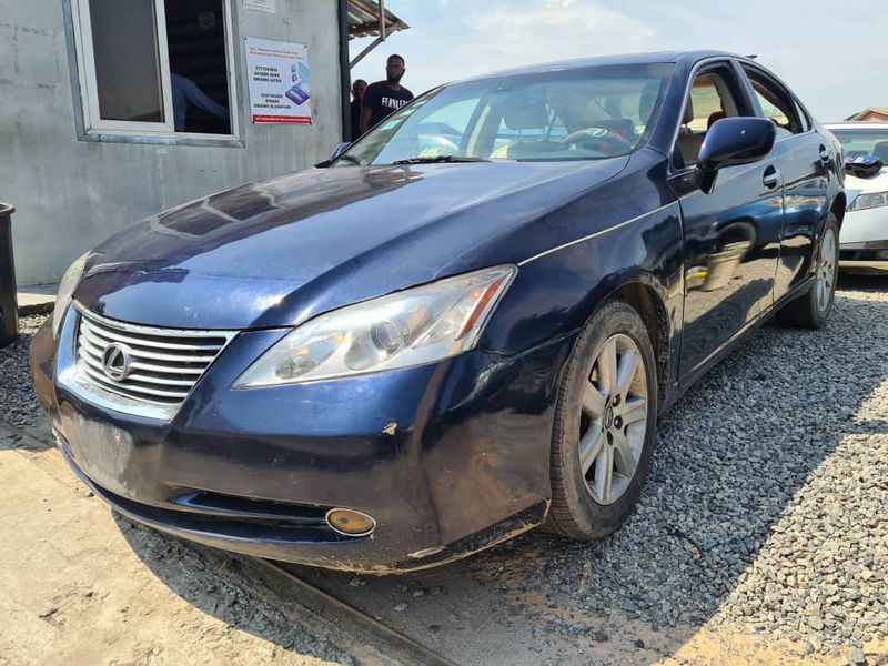 Lexus ES 350 • 2007 • 103,847 km 2