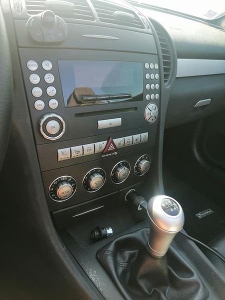 Mercedes-Benz SLK • 2004 • 60,000 km 8