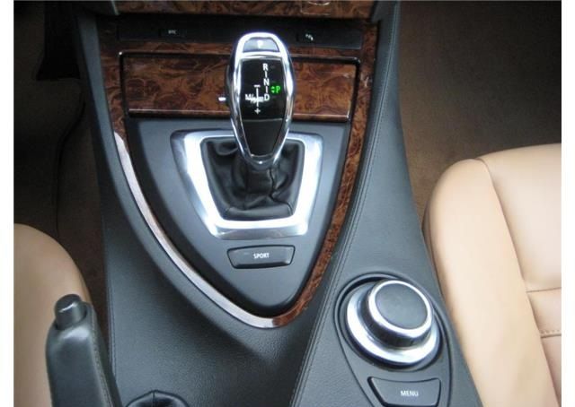 BMW 6 Series • 2009 • 230,000 km 7