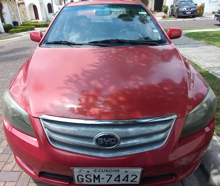BYD F3 • 2015 • 164,000 km 4