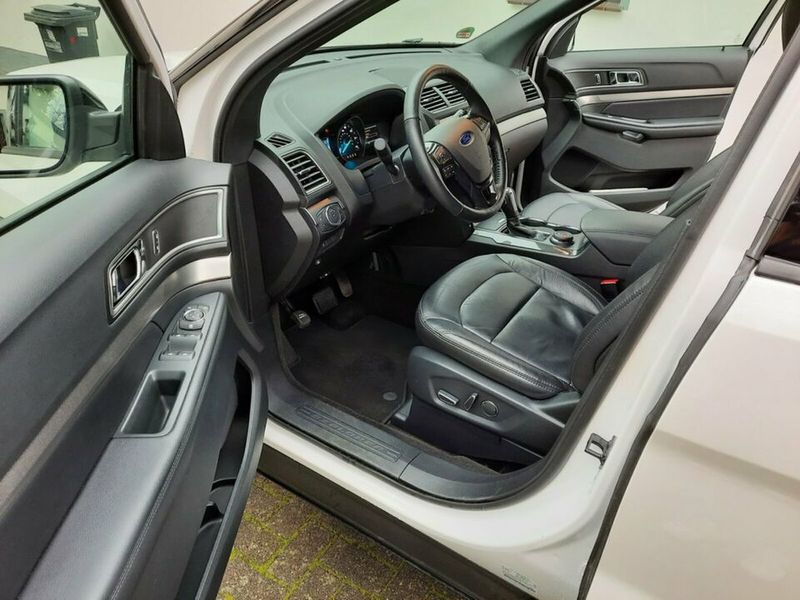 Ford Explorer • 2018 • 75,000 km 2