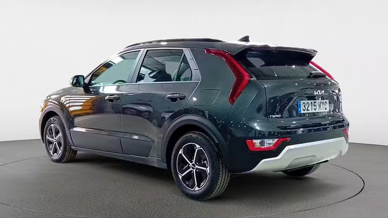 Kia Niro • 2025 • 469 km 5