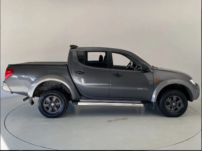 Mitsubishi L200 • 2018 • 95,000 km 5
