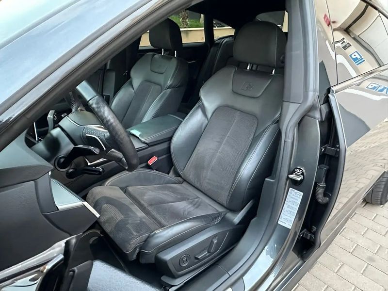 Audi A7 • 2020 • 87,953 km 13