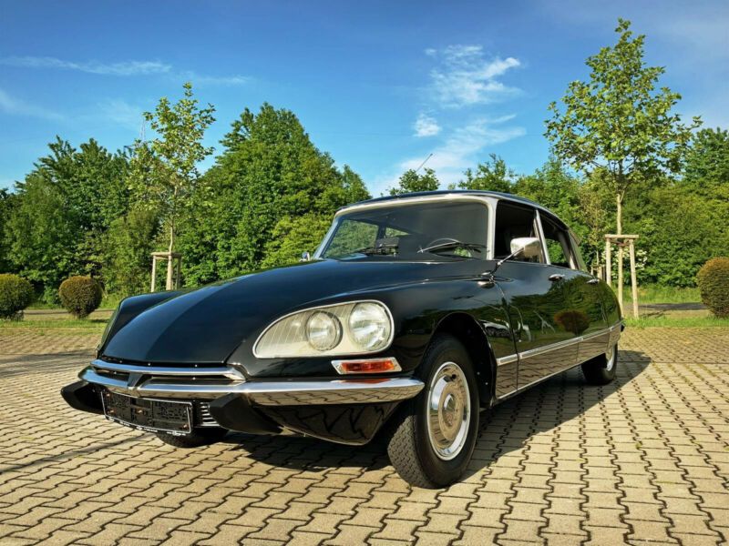 Citroën DS3 • 1968 • 90,786 km 2