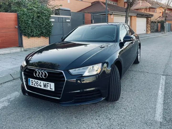 Audi A4 • 2017 • 119,000 km 1