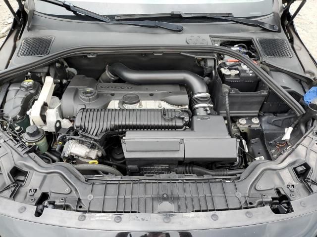 Volvo V60 • 2016 • 10,000 mi 11