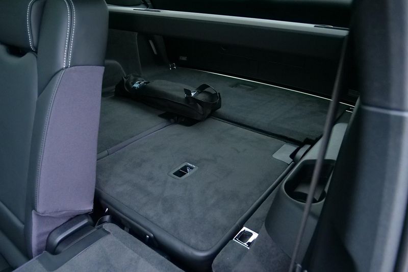 Audi SQ7 • 2017 • 113,000 km 11