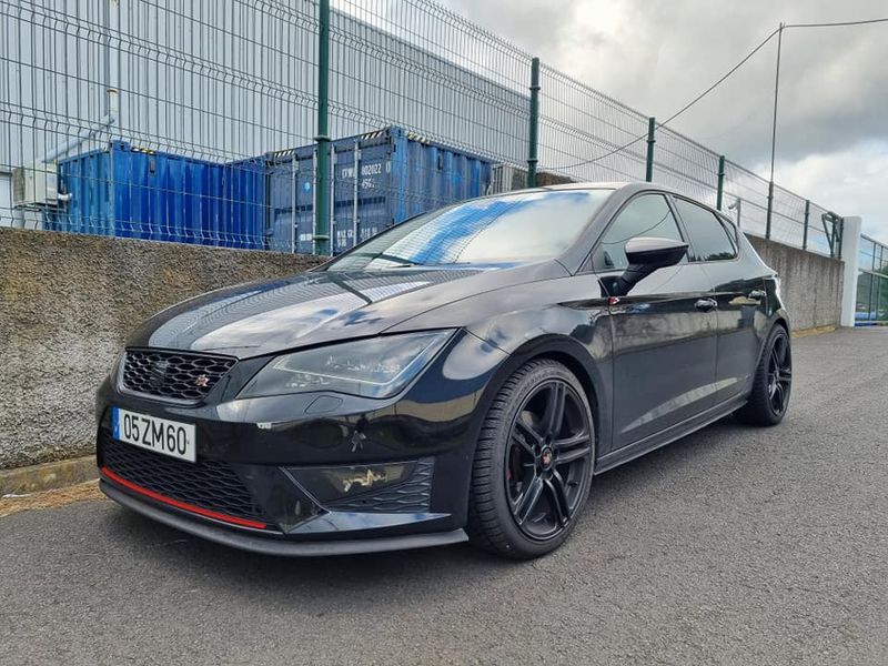 Seat Leon • 2009 • 98,000 km 3