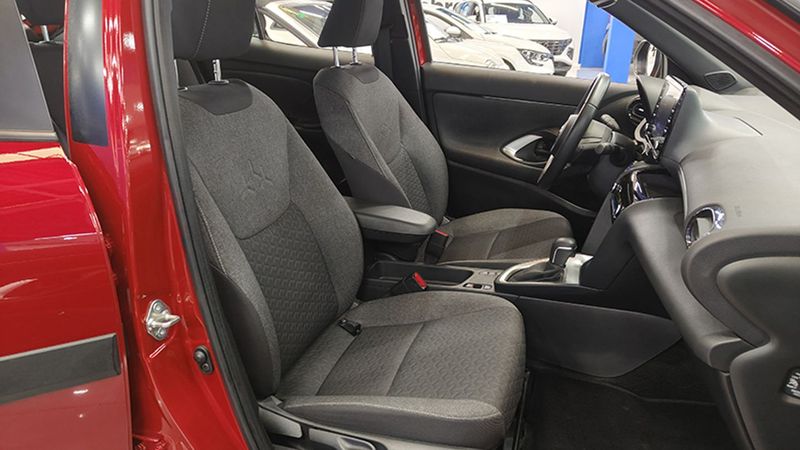 Toyota Yaris • 2021 • 55,330 km 14