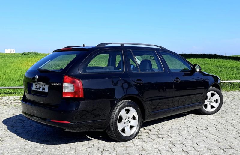 Škoda Octavia • 2010 • 211,000 km 2
