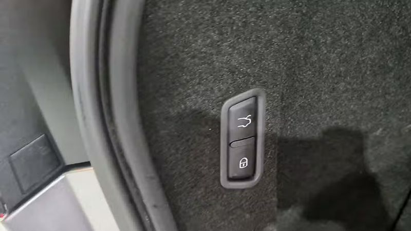 Maserati Levante • 2021 • 31,782 km 10