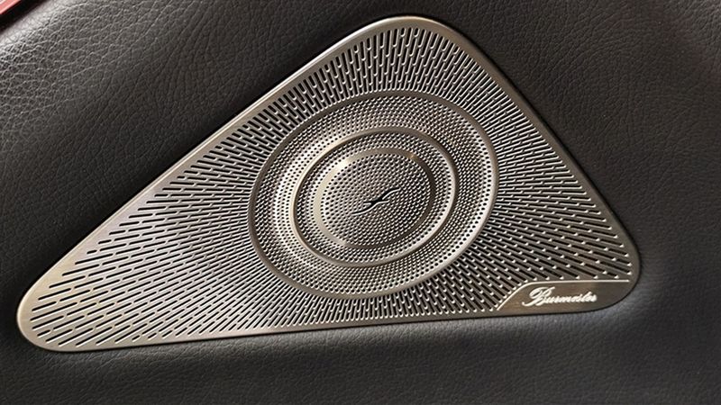 Mercedes-Benz S-Class • 2021 • 120,350 km 9