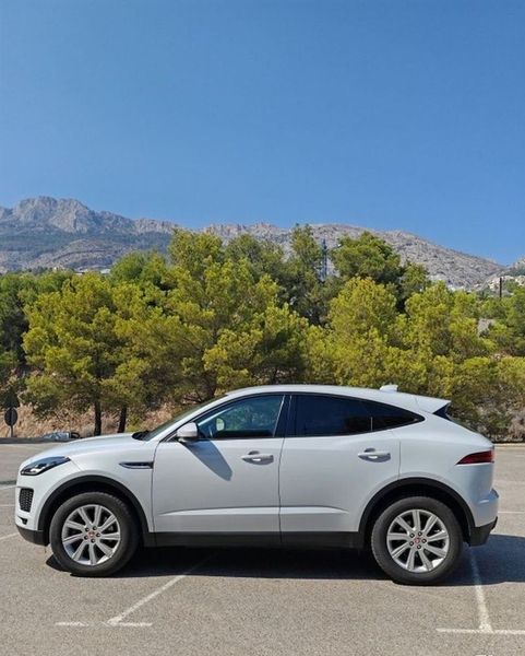 Jaguar E-PACE • 2018 • 96,500 km 2
