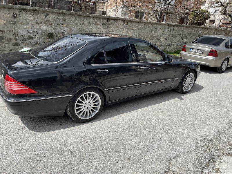 Mercedes-Benz S-Class • 2004 • 258,000 km 10